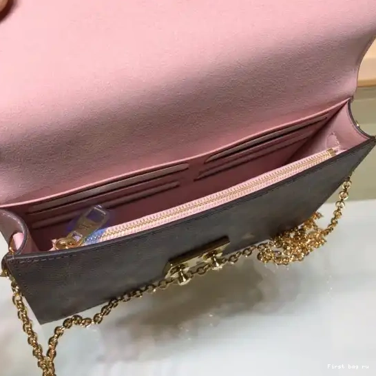 Frstbag ru CROISETTE LOUIS WALLET VUITTON CHAIN 0506